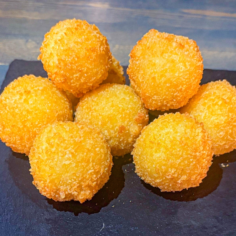 Картофельные шарики с сыром 6шт